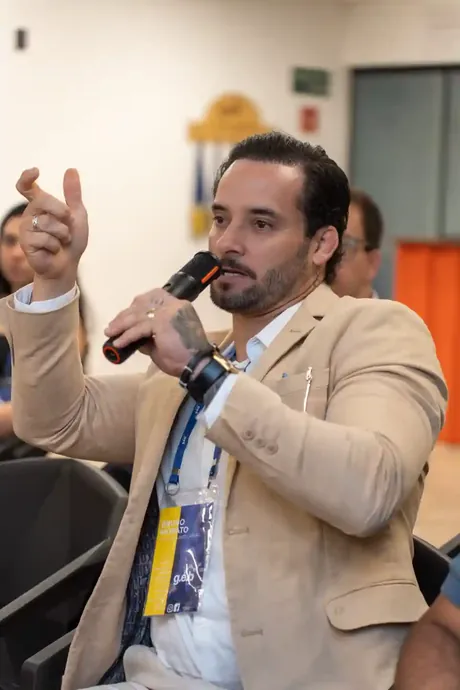 Troca de contatos entre membros da rede GEB